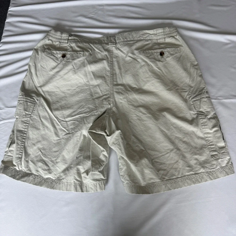 LL Bean Comfort Waist Cargo Shorts Mens 42 Khaki Tan Cotton Twill 2B2476 9